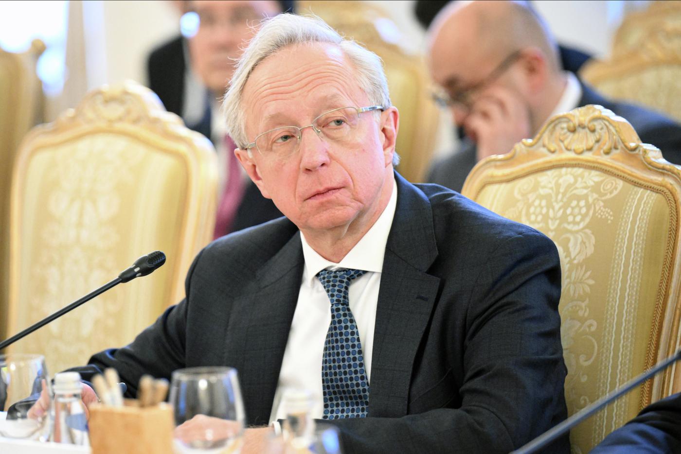 Посол Франции положительно отозвался о встрече с замглавы МИД России