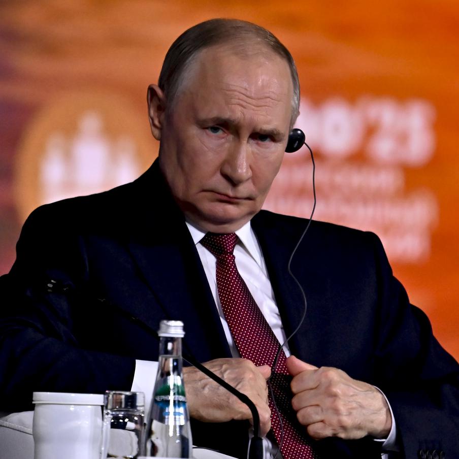 Владимир Путин жёстко ответил всем желающим поражения России. Российский президент заявил, что всех, кто надеется на поражение России в конфликте на Украине, ждёт разочарование