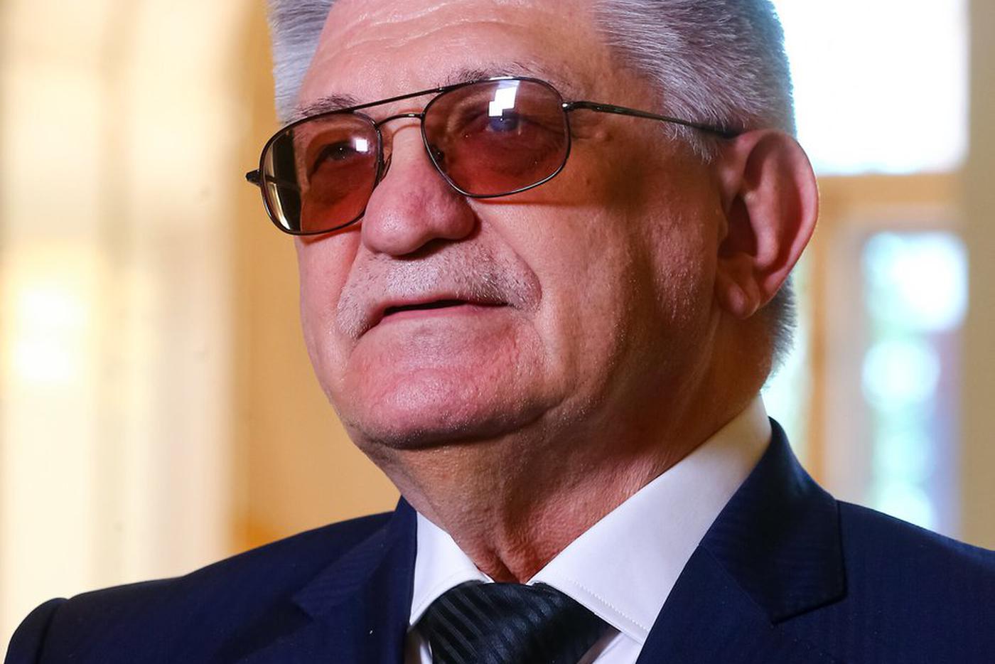 Путин поздравил Сокурова с 75-летием и отметил его новаторство и талант