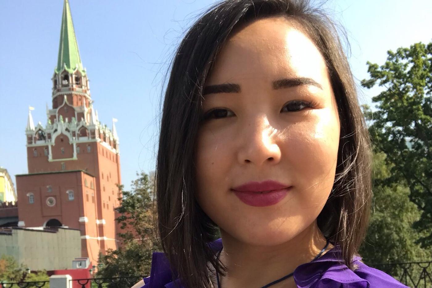 Зажало между машинами: на КАД в Петербурге насмерть сбили стендап-комика
