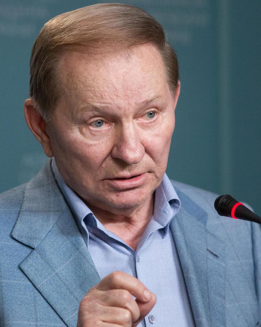 Экс-президент Украины отказался от ордена Польши из солидарности с Зеленским. Бывший украинский лидер Леонид Кучма принял решение отказаться от высшей польской госнаграды вслед за действующими сторонниками президента Украины Владимира Зеленского