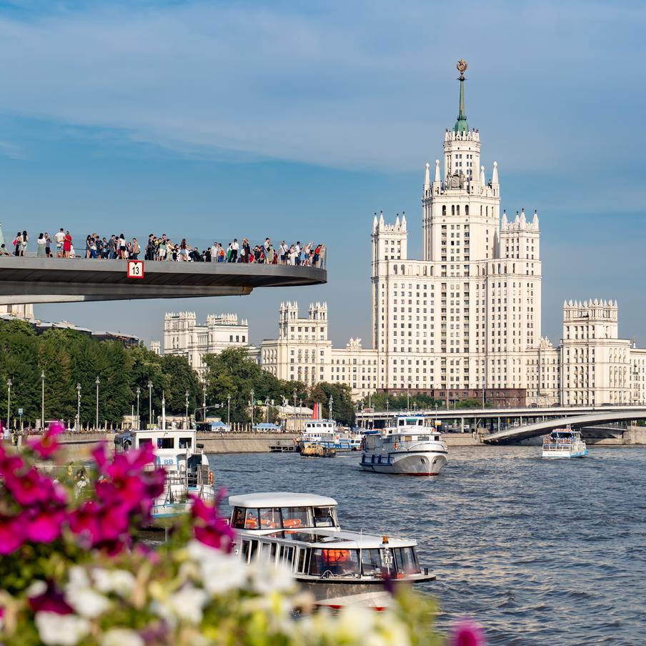 "Поднимется до 28–30 градусов": синоптики предрекли скорое возвращении жары в Москву. При этом до конца июня столбики термометров не превысят +30 градусов