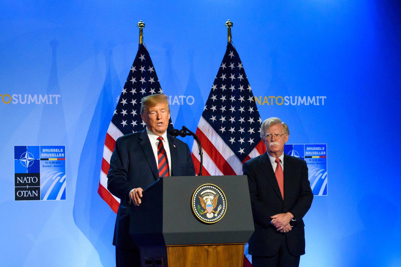 Трамп призвал жёстко наказать своего экс-советника по нацбезопасности Болтона