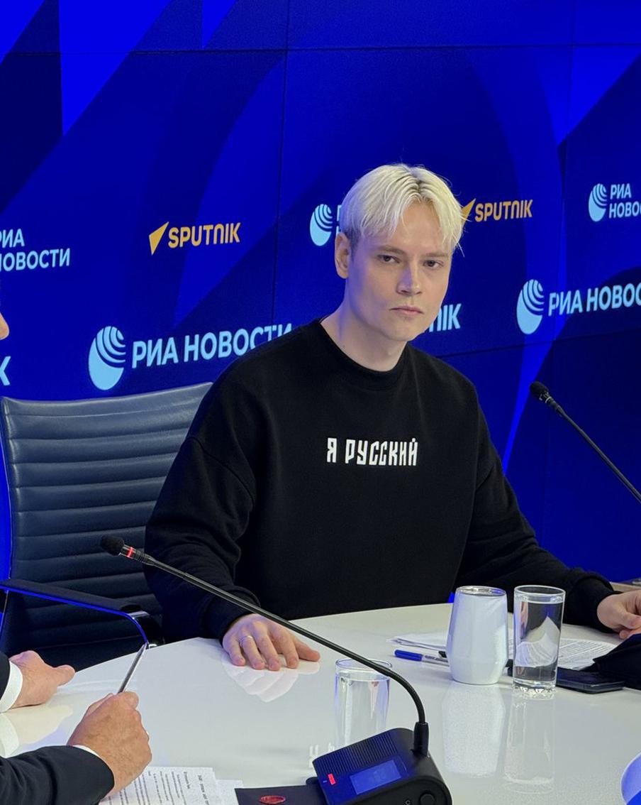 "Так делают цари": SHAMAN заявил о тайном разводе с Мизулиной и спустил штаны