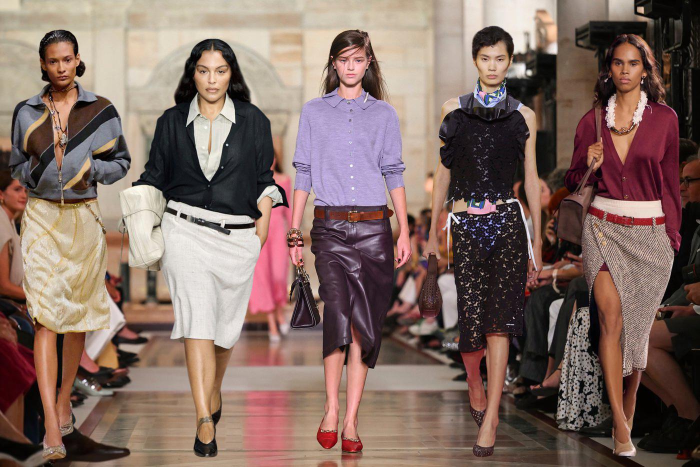 Юбка с низкой посадкой в весенне-летних коллекциях Versace, Boss, Tory Burch, Miu Miu, Chanel.