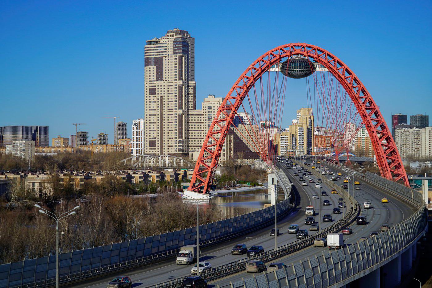 Живописный мост.