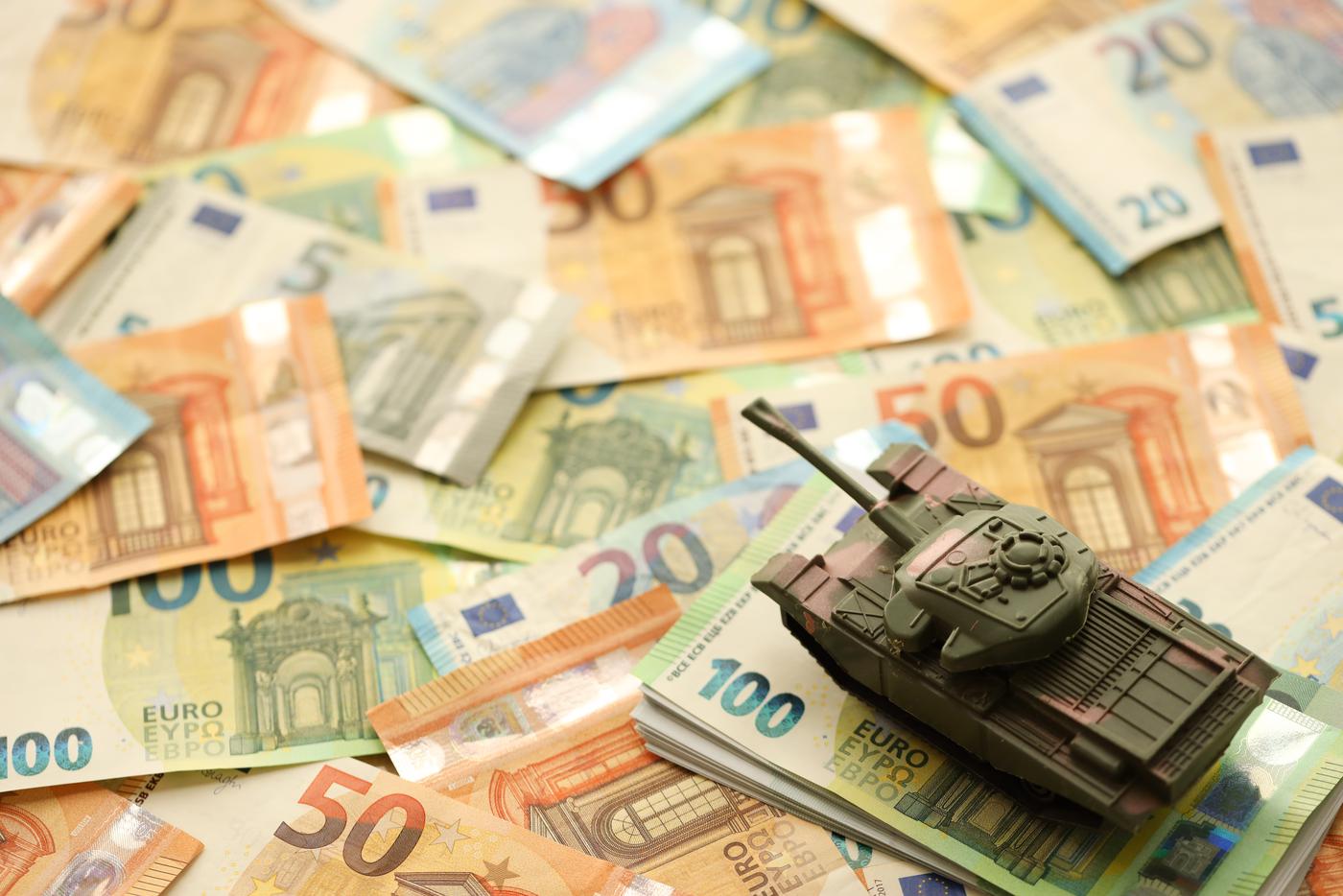 Почему Нидерланды больше не могут оказывать Украине военную помощь