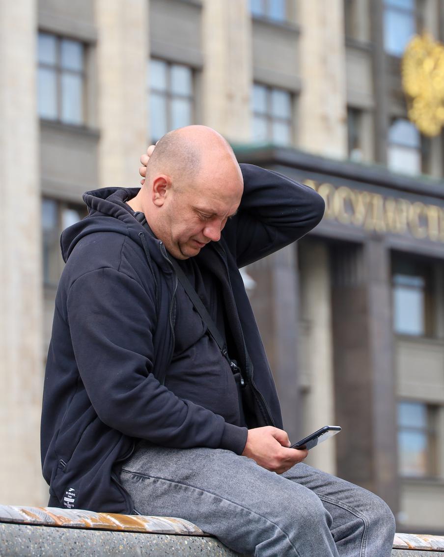 Россияне не будут платить "налог на VPN" – платы за иностранный трафик не предвидится. В планах российских операторов связи не предусмотрено введение дополнительной платы за использование международного интернет-трафика. Об этом рассказал Иван Лебедев, заместитель министра цифрового развития, связи и массовых коммуникаций