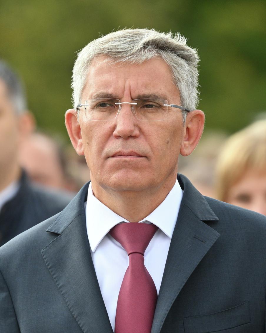 Многоквартирный дом пострадал в Тульской области из-за атаки украинских дронов. Губернатор региона Дмитрий Миляев сообщил о повреждении многоквартирного жилого дома в ходе ночного налёта беспилотников ВСУ на город Щёкино