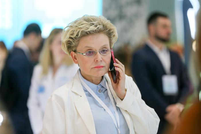 Телеведущая Елена Малышева рассказала о смерти своей матери
