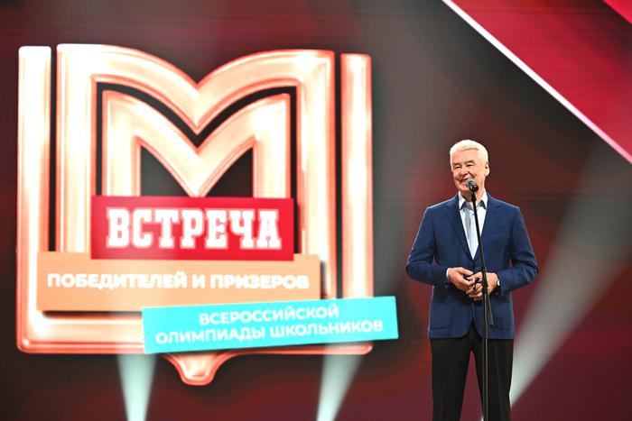 Сергей Собянин осмотрел новую школу в Ново-Переделкино