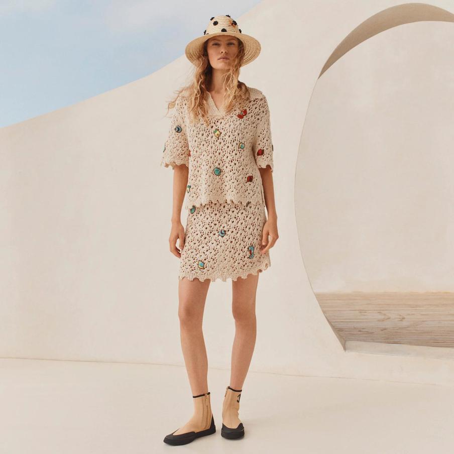 Костюм кроше в круизной коллекции Chanel.