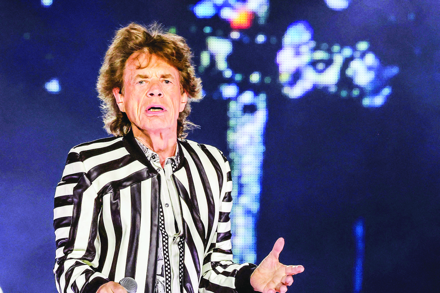 Главные музыкальные новинки: Rolling Stones, U2 и Ваня Дмитриенко
