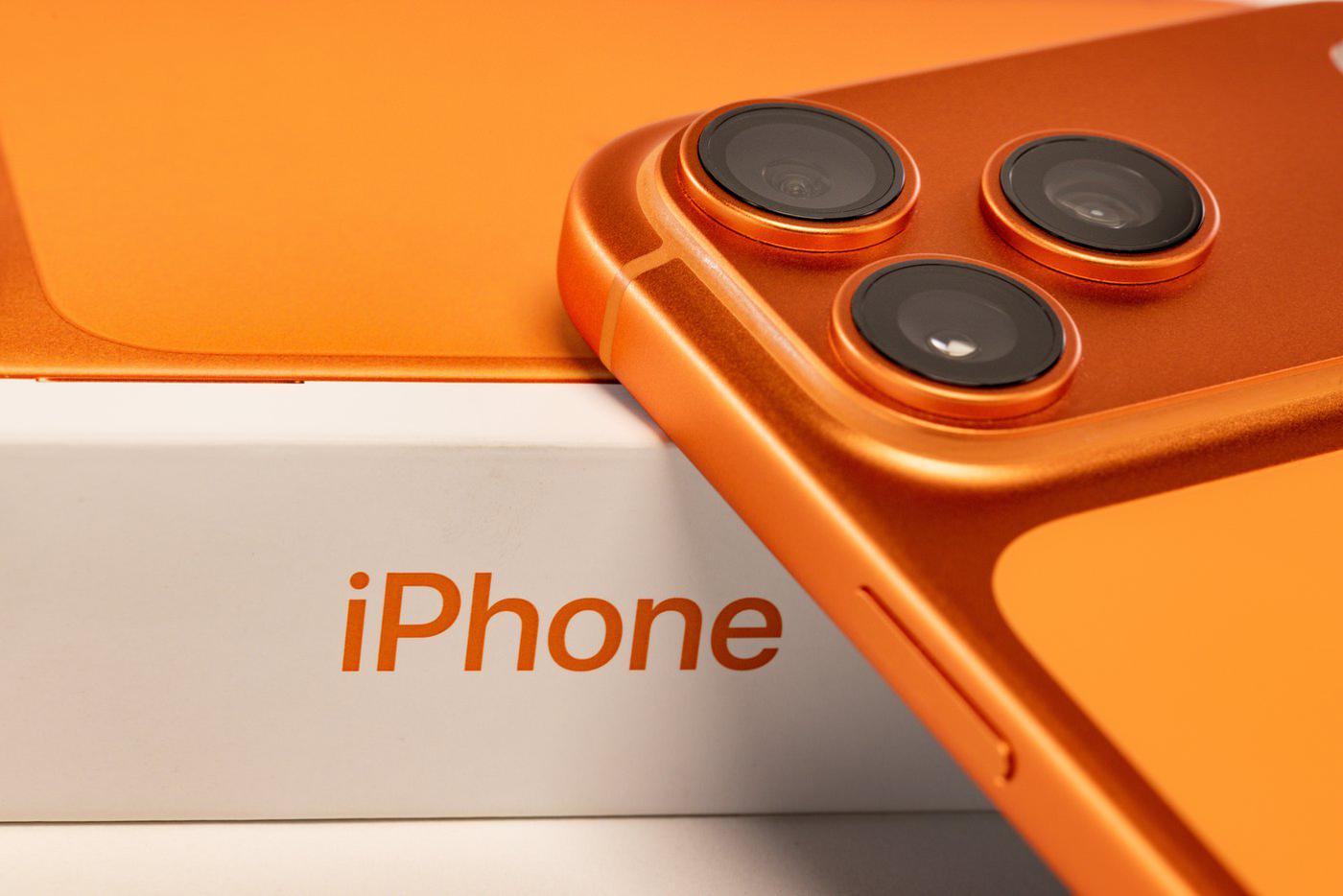 Отставить панику: айфоны не превратятся в "кирпичи" после отказа Apple следовать букве закона