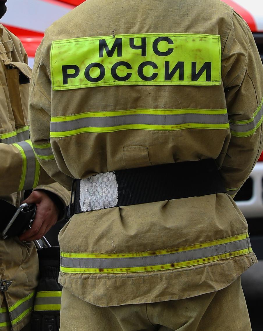 В Подмосковье назвали сроки снятия перекрытий с дорог после пожара на нефтебазе. Глава Богородского городского округа Подмосковья Денис Семёнов назвал сроки восстановления движения автотранспорта в районе атакованной накануне нефтебазы в Ногинске