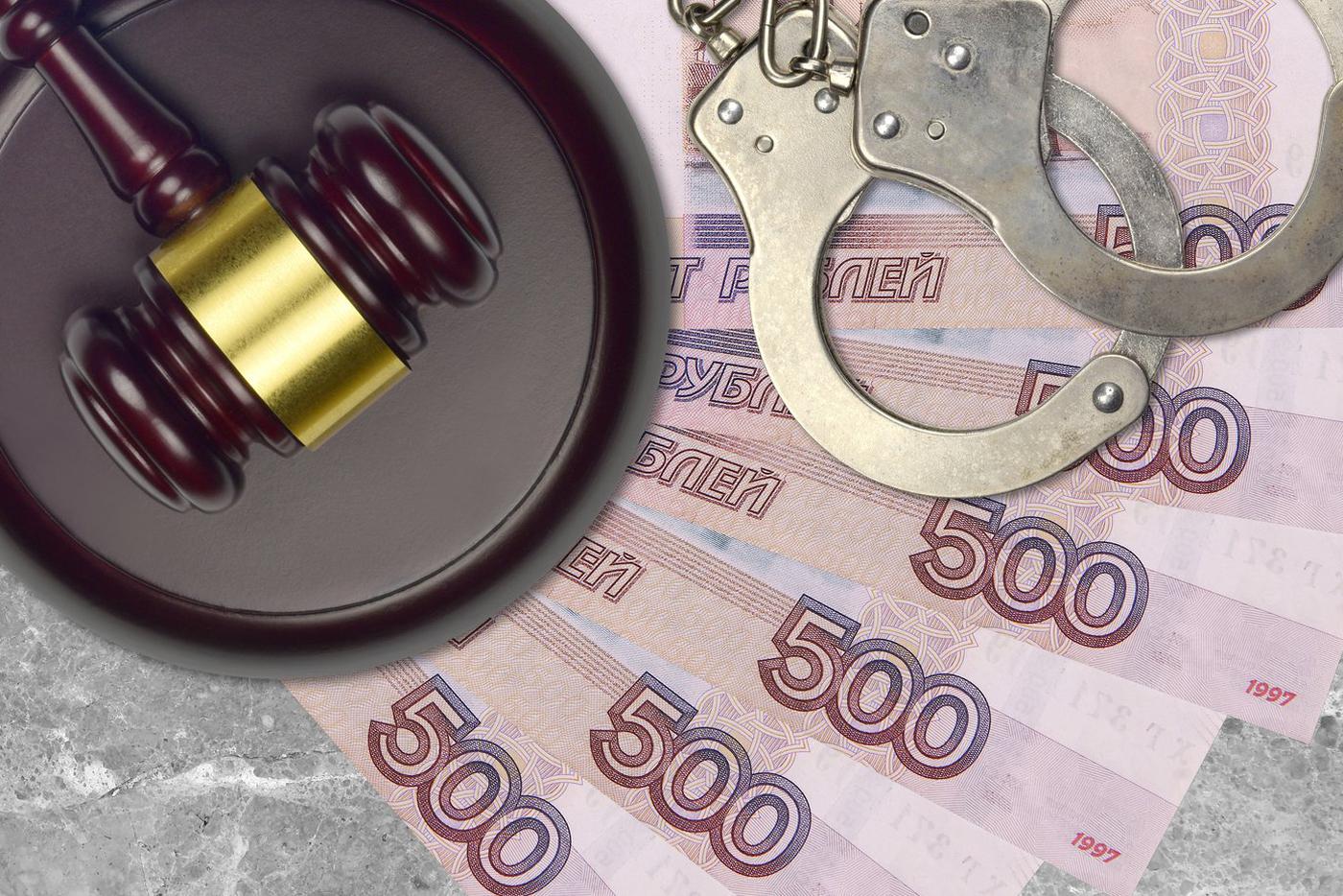 Суд в Москве оштрафовал блогершу Брагину после прогулки по Москве голой