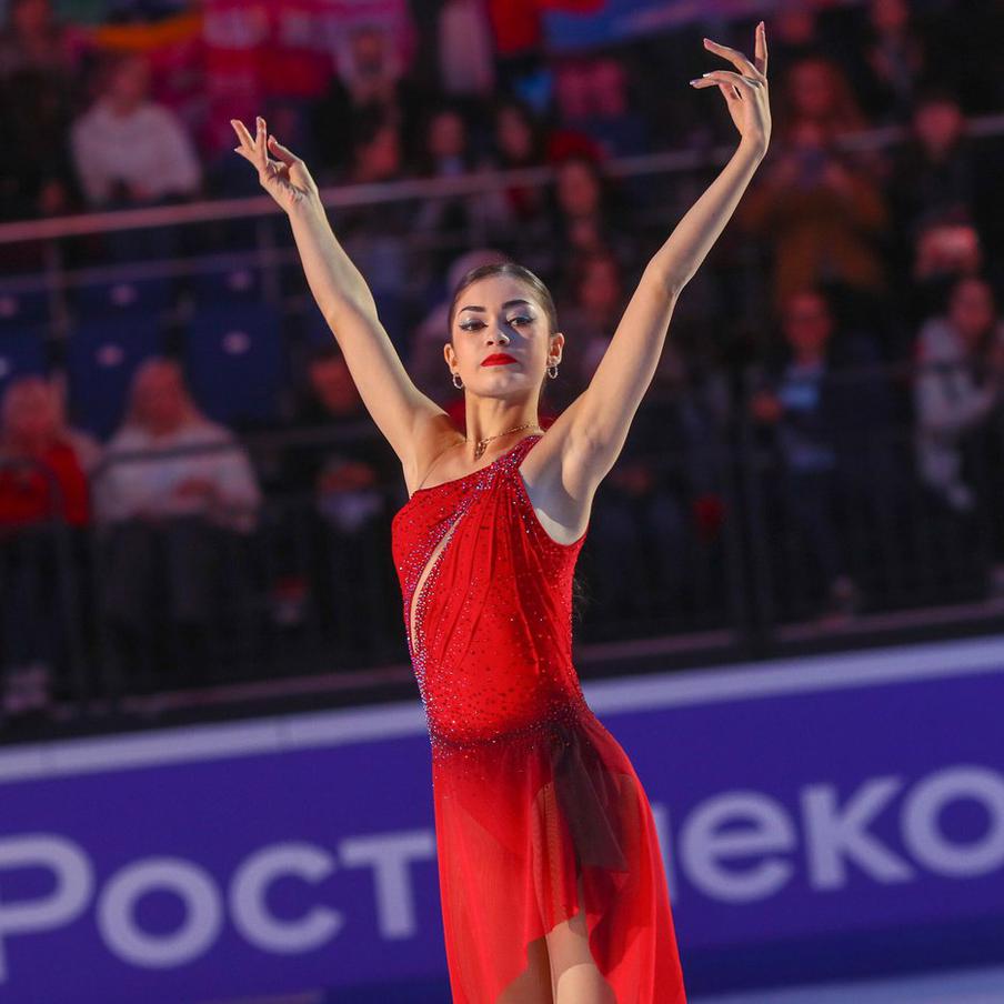 В чём сила Петросян: Радионова рассказала, кого потеряла Тутберидзе. Фигуристка и хореограф Елена Радионова прокомментировала Metro уход чемпионки России Аделии Петросян из тренерского штаба Этери Тутберидзе
