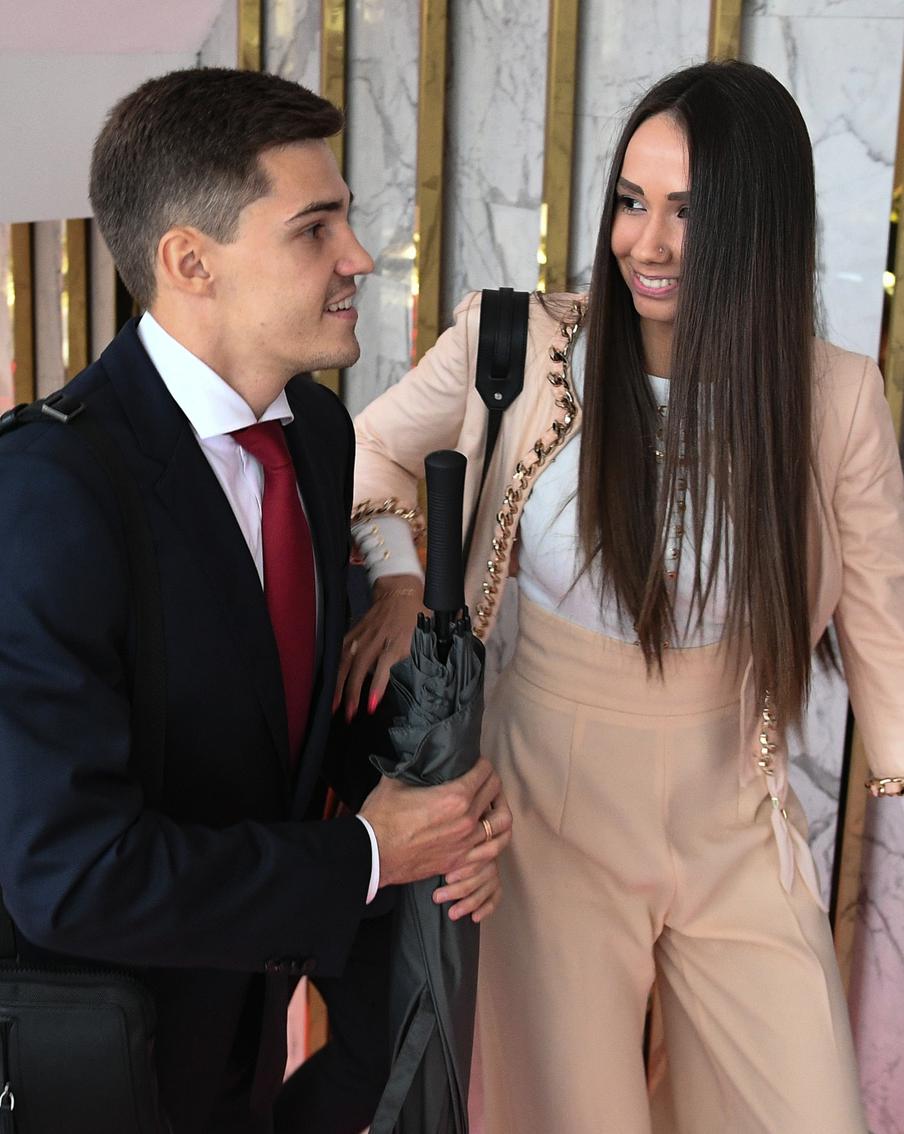 Истории Зобнина, Аршавина, Смолова: как звёзды футбола расставались со скандалом
