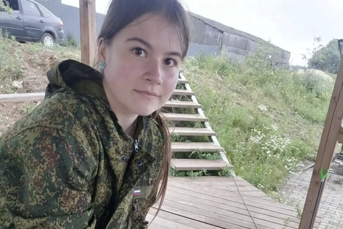 "Люди пишут ложь": мать Василисы Автайкиной рассказала правду о поисках дочери