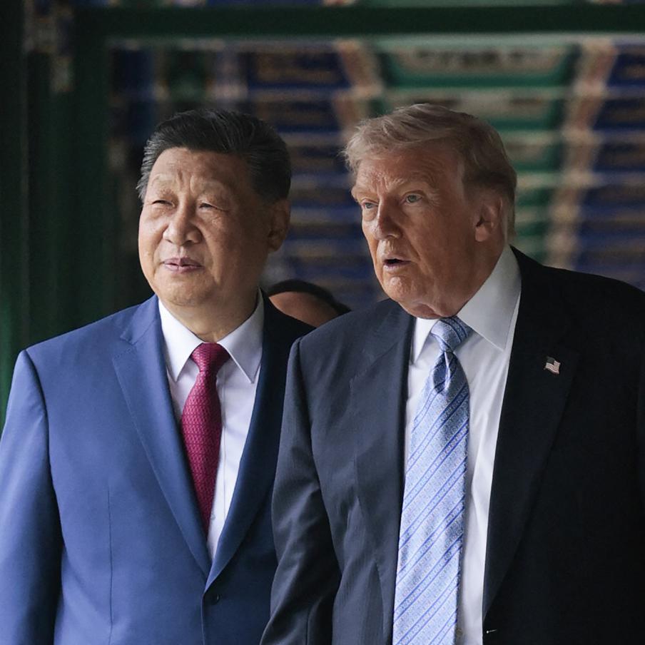 Дональд Трамп раскрыл дату ответного визита Си Цзиньпина в Соединённые Штаты. По словам президента США, они будут снова обсуждать искусственный интеллект