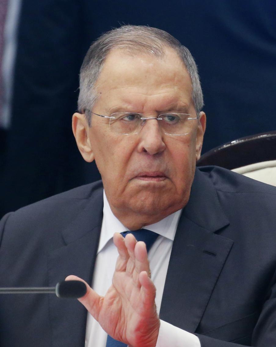 "Пацан сказал – пацан сделал": Лавров ответил Рубио после его слов в адрес России. В российском внешнеполитическом ведомстве вновь подтвердили неизменность позиции по анкориджским инициативам США, заявив о готовности действовать в рамках того пакета предложений, который был представлен Белым домом на саммите двух лидеров год назад