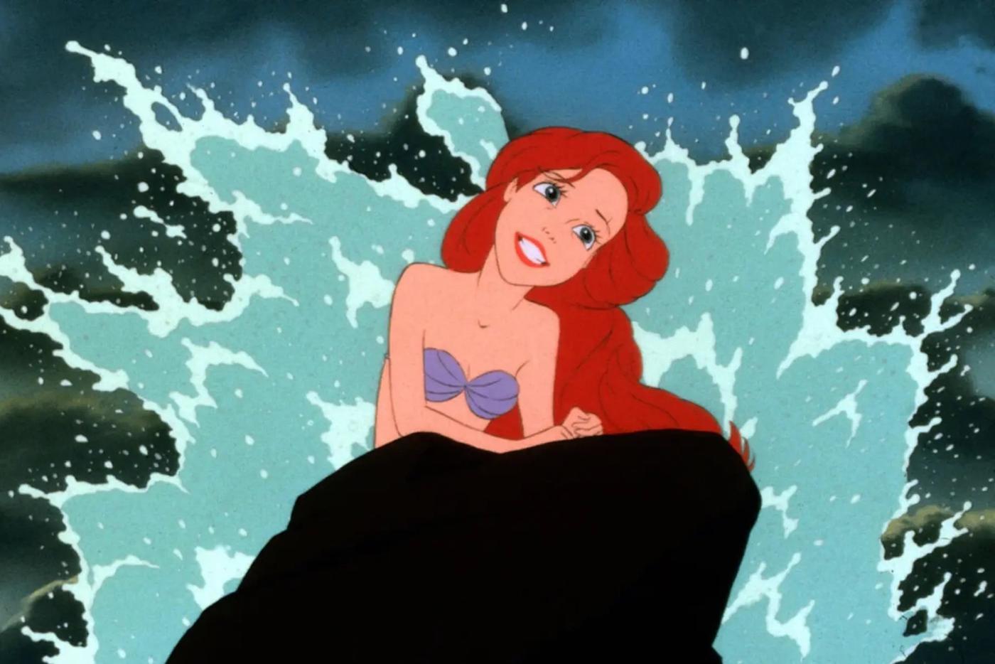 Каноничная Русалочка из мира Disney.