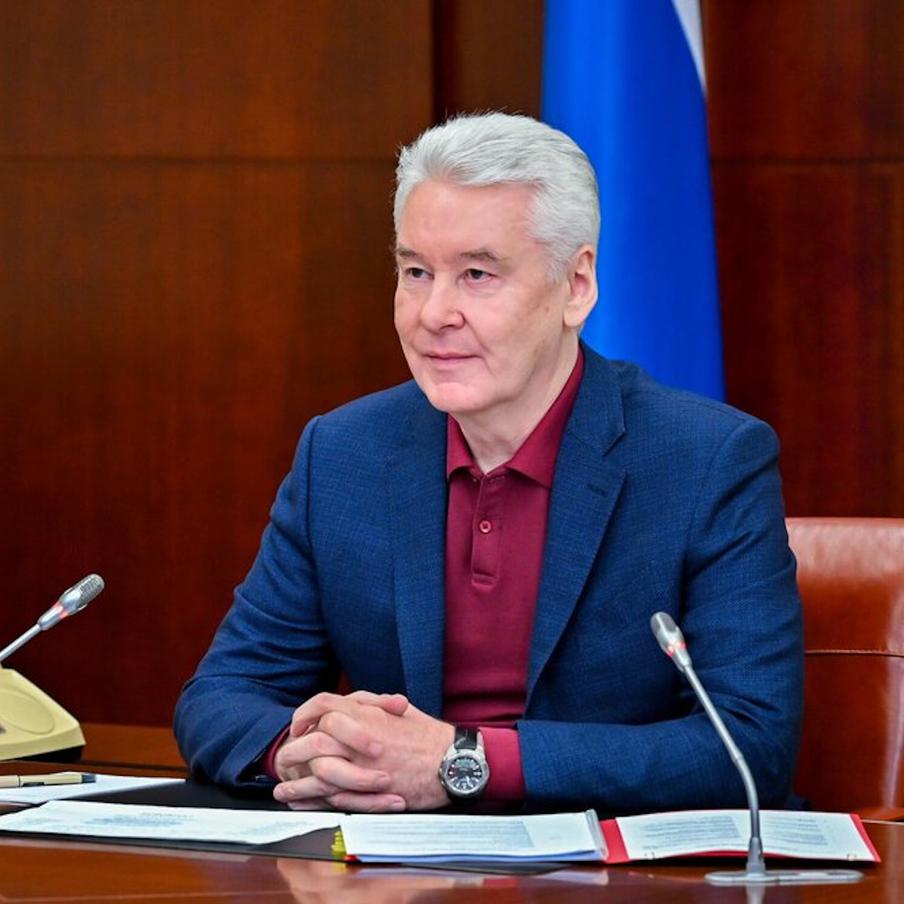 После реконструкции Пушкинской набережной открылся причал "Парк Горького — 2". В столице после завершения работ по обновлению Пушкинской набережной вновь открылся причал "Парк Горького — 2". Он стал частью самого популярного столичного маршрута речного транспорта — Центрального