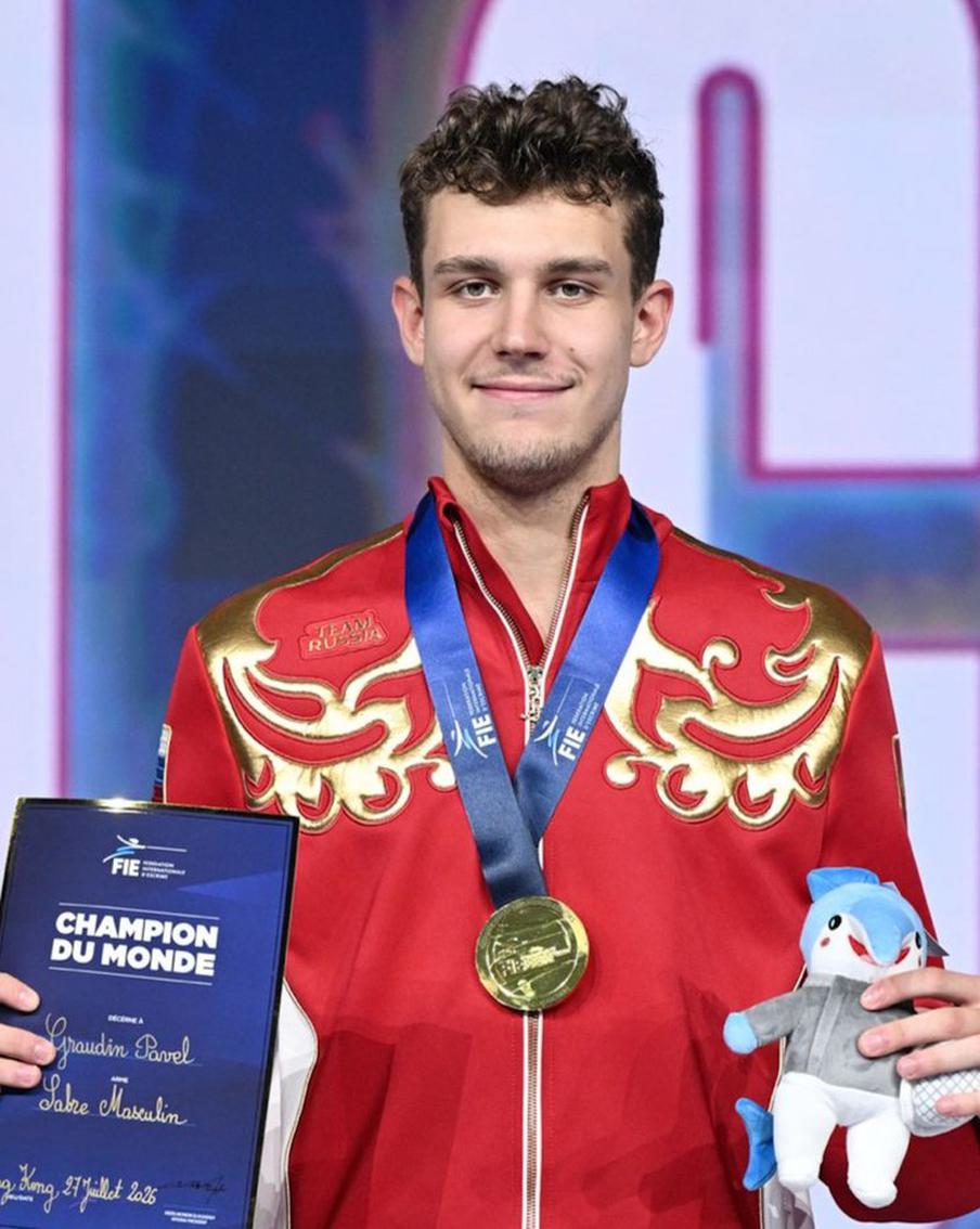 Золото под гимн РФ: саблист Павел Граудынь в 19 лет разбил элиту на чемпионате мира