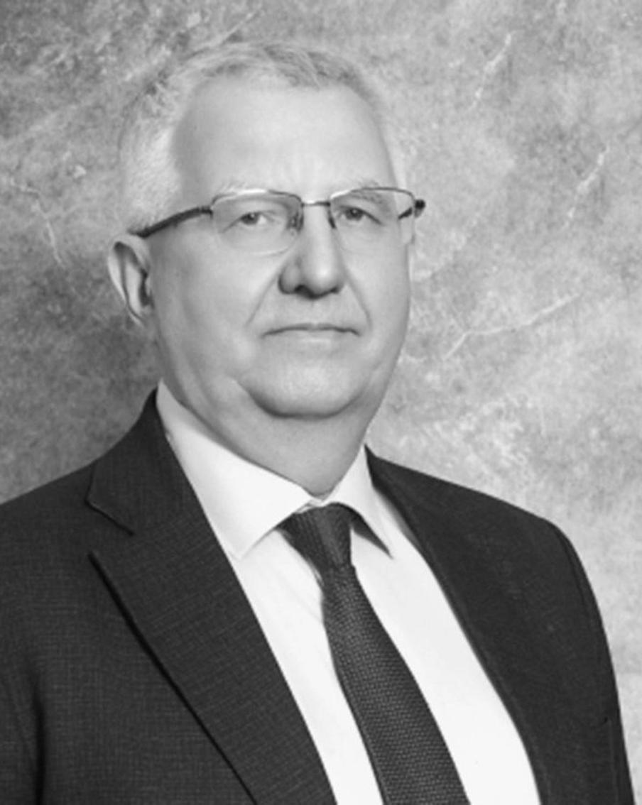 Кто такой Никита Зезин, погибший в Екатеринбурге, и какое наказание грозит виноватым в его смерти