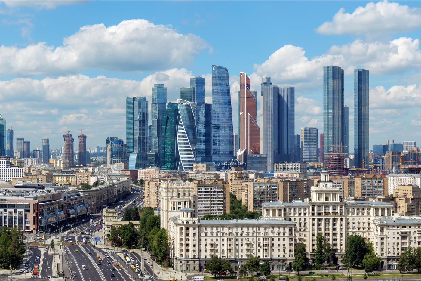 Гидрометцентр предупредил москвичей об опасной жаре с субботы по воскресенье