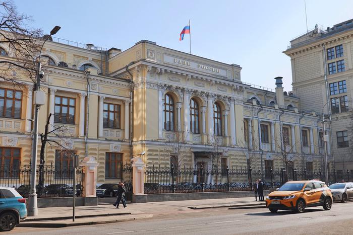 Вопреки решению ЦБ: почему банки снова повышают ставки по вкладам
