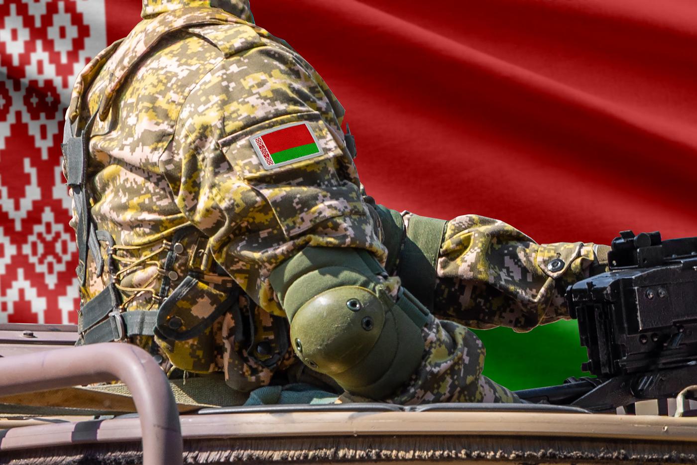 Белорусские военные сообщили о создании новой десантно-штурмовой бригады недалеко от Украины