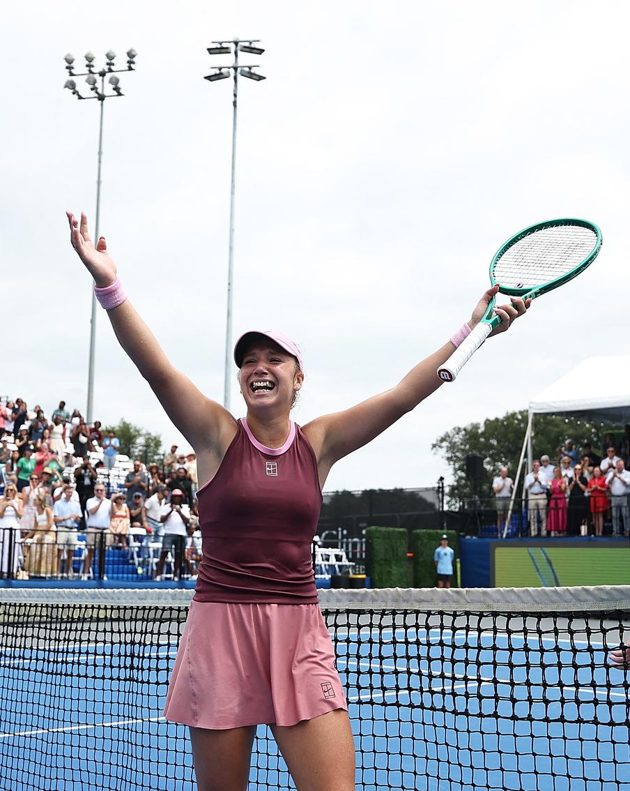 Дебютный турнир WTA принёс трофей россиянке