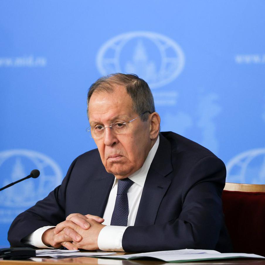 МИД Таиланда передал Лаврову соболезнования в связи с убийством россиян. Министерство иностранных дел Таиланда выразило свои глубокие соболезнования министру иностранных дел России Сергею Лаврову в связи с трагической гибелью двух российских граждан — Дианы и Романа Назимовых