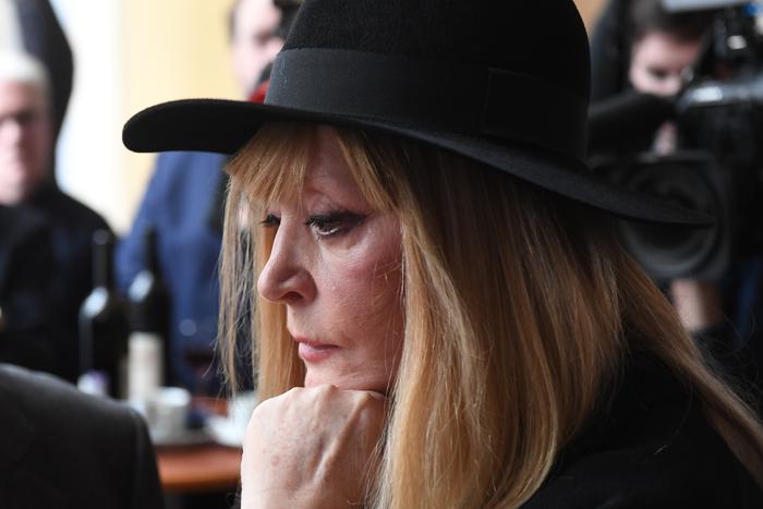 "Мне всего здесь хватает": Алла Пугачёва описала своё положение на чужбине