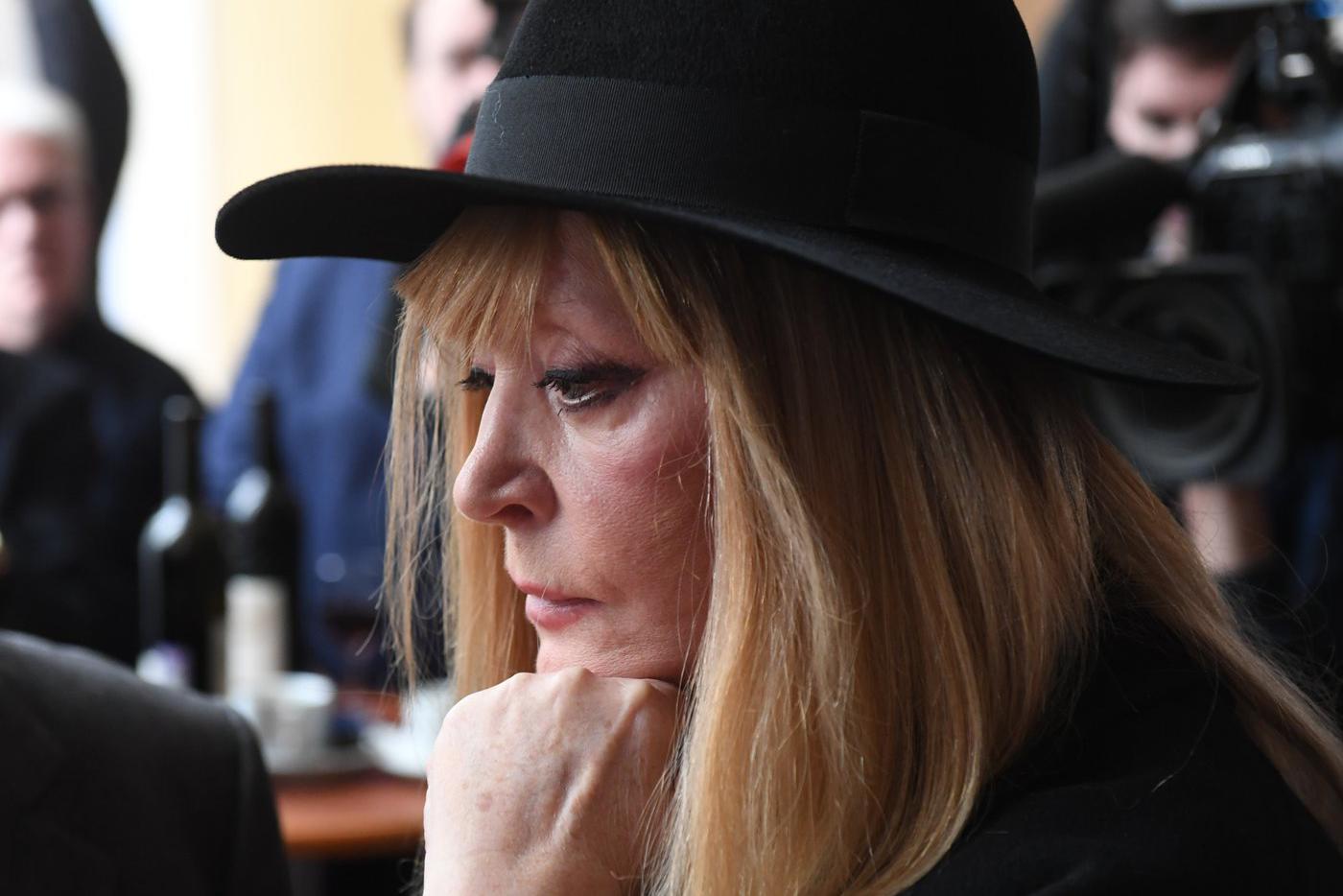 "Мне всего здесь хватает": Алла Пугачёва описала своё положение на чужбине
