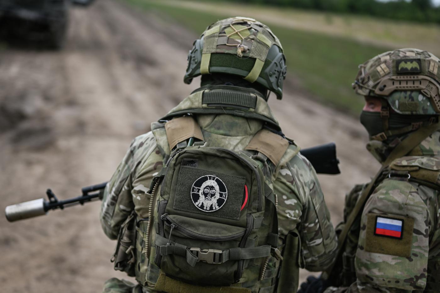 Военнослужащие Псковского соединения ВДВ группировки войск "Центр". 