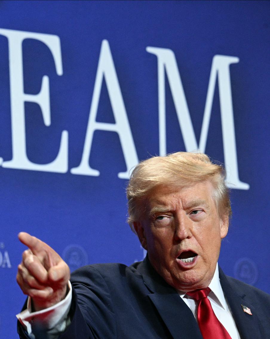 Трамп потребовал от Хегсета объяснений из-за нехватки ракет после войны в Иране. На заседании правительства в Кэмп-Дэвиде американский лидер выразил разочарование, заявив, что проблема с арсеналами, по его мнению, была уже решена
