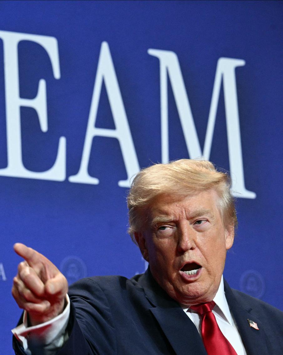 Трамп инициировал расследование из-за публикаций о нехватке боеприпасов в армии. По словам американских чиновников, негативные заголовки выводили его из себя несколько недель. В неофициальных беседах глава государства неоднократно высказывал раздражение по поводу публикаций о нехватке боеприпасов