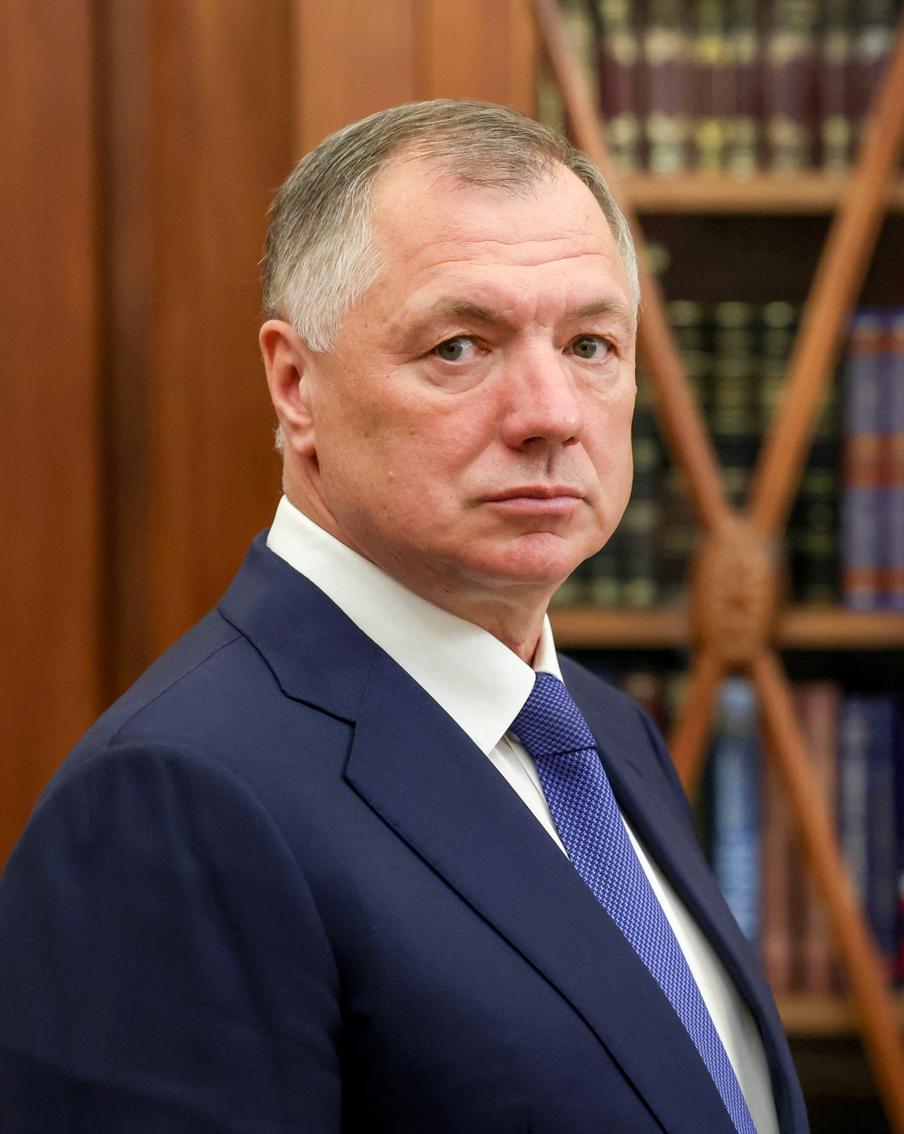 Власти РФ заявили об улучшении ситуации на атакованной ВСУ трассе "Новороссия". Российский вице-премьер Марат Хуснуллин сообщил о стабилизации обстановки на связывающей Ростов-на-Дону и Симферополь трассе "Новороссия". До этого она неоднократно подвергалась атакам со стороны украинских военных