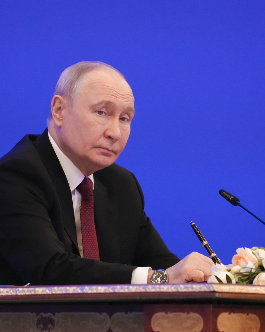 Президент Путин помиловал осуждённого в России американца Роберта Гилмана. Президент России Владимир Путин помиловал американца Роберта Гилмана. Гилман был осуждён на десять лет строгого режима за нападение на сотрудников правоохранительных органов