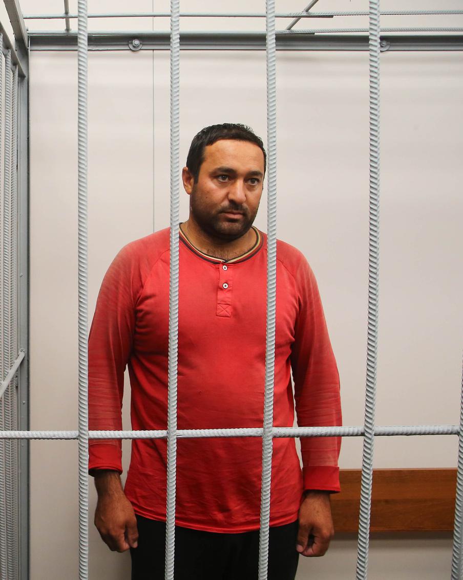 Что сказал на суде водитель, сбивший Катю Чаковскую. Задержали водителя грузовика, сбившего на улице Ходынская пиар-директора журнала "Москвичка" Екатерину Чаковскую. Он скрылся с места ДТП. Тем временем Чаковская передала, что её уже перевели из реанимации в обычную палату, где она восстанавливается