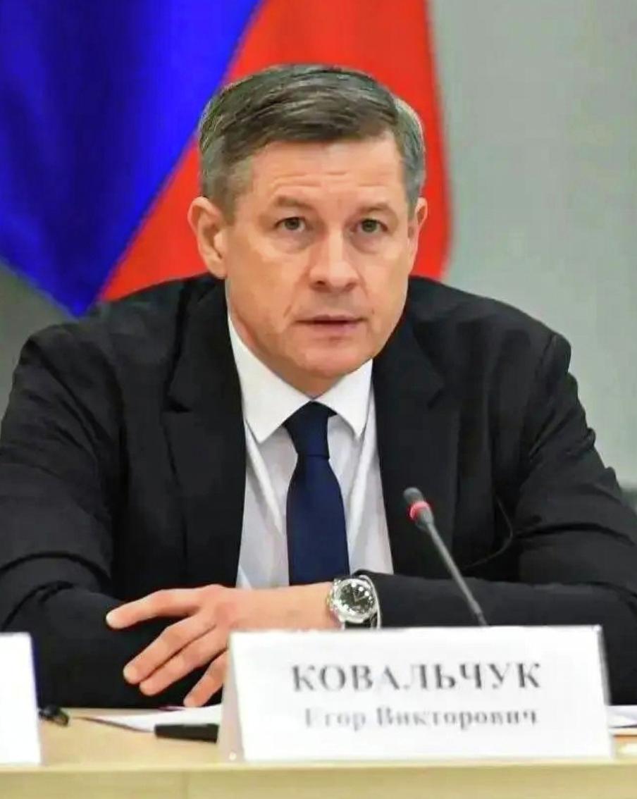 Теракт в Брянске: СК возбудил уголовное дело после ракетного удара по жилому дому. Следственный комитет России возбудил уголовное дело по факту террористической атаки на жилой дом в Брянске. Утром в пятницу стало известно, что вооружённые формирования Украины нанесли ракетный удар по десятиэтажному жилому дому в Советском районе