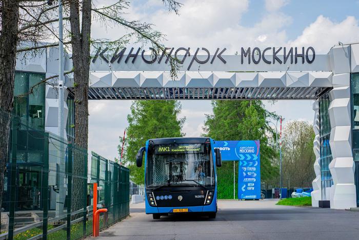 С момента запуска автобусы-шаттлы до кинопарка "Москино" выполнили более 20 тыс. рейсов