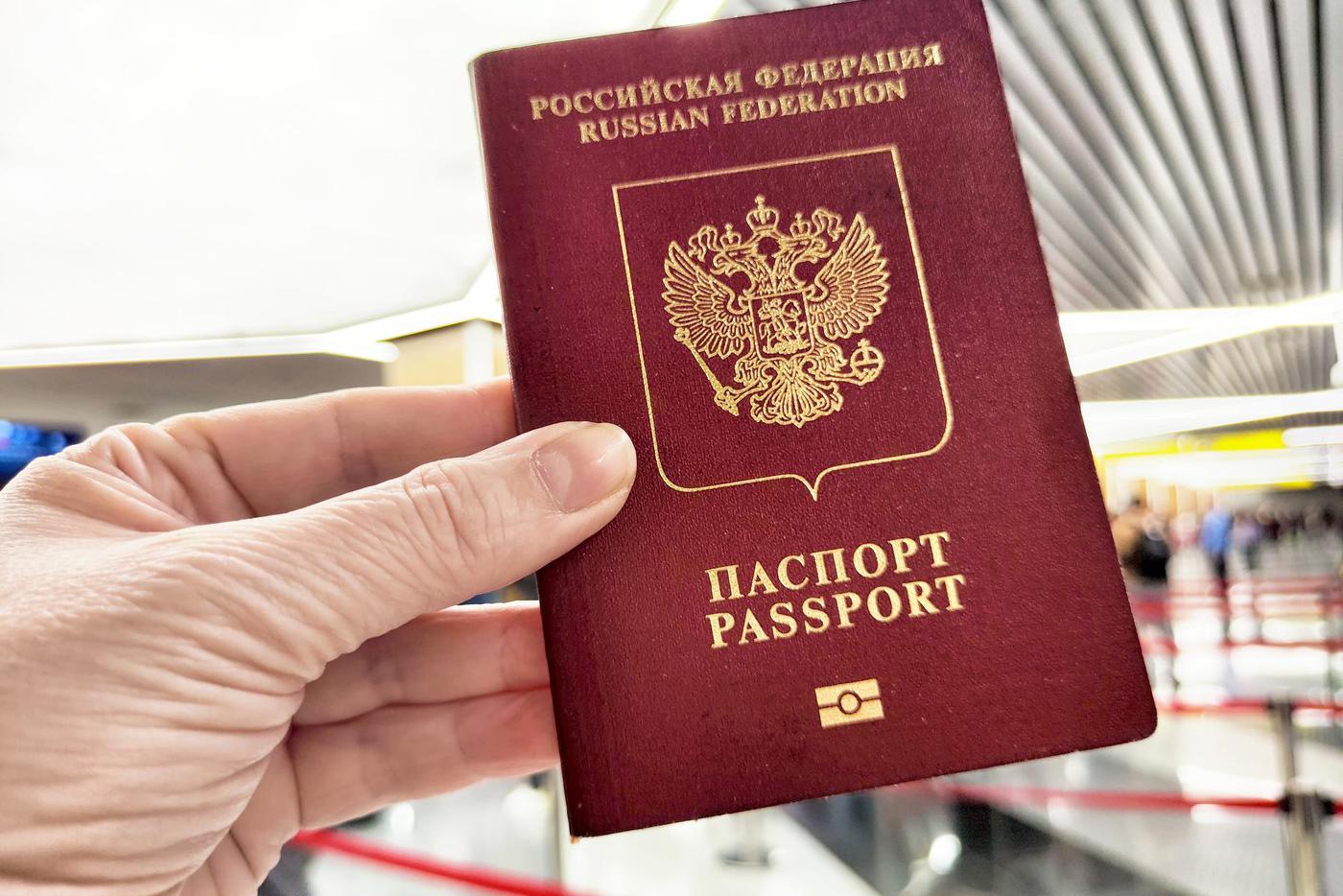 Европа закрывает двери: ещё четыре страны ЕС введут ограничения для российских загранпаспортов