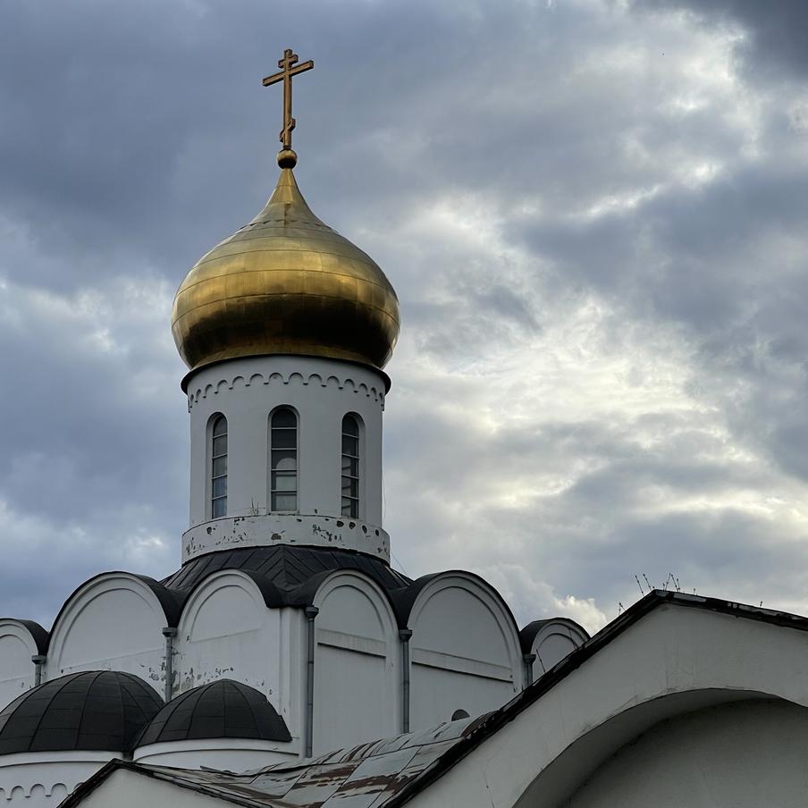 Почему праздник Преображения Господня называют в народе Яблочным Спасом. Православные верующие 19 августа отмечают Преображение Господне. В этот день вспоминают, как Христос на горе Фавор явил апостолам свою Божественную природу и показал смысл будущего преображения человека