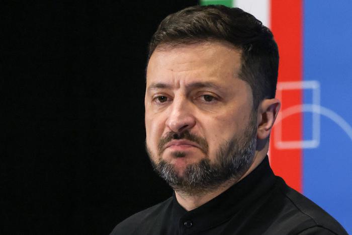 "Его уберут его же хозяева": участник СВО жёстко высказался о судьбе Зеленского