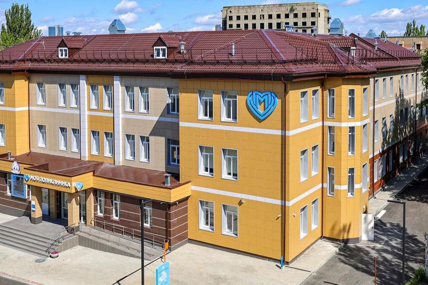 Собянин: Восстанавливаем дома и больницы в ЛНР и ДНР по московским стандартам