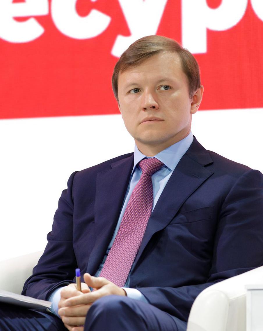 Владимир Ефимов: горожане начали осмотр квартир по программе реновации в доме на улице Маршала Чуйкова
