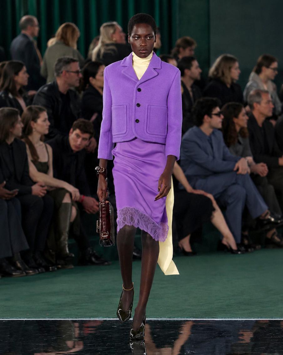 Модель на показе Gucci.